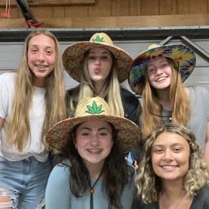 Meet your Posher, Karlee